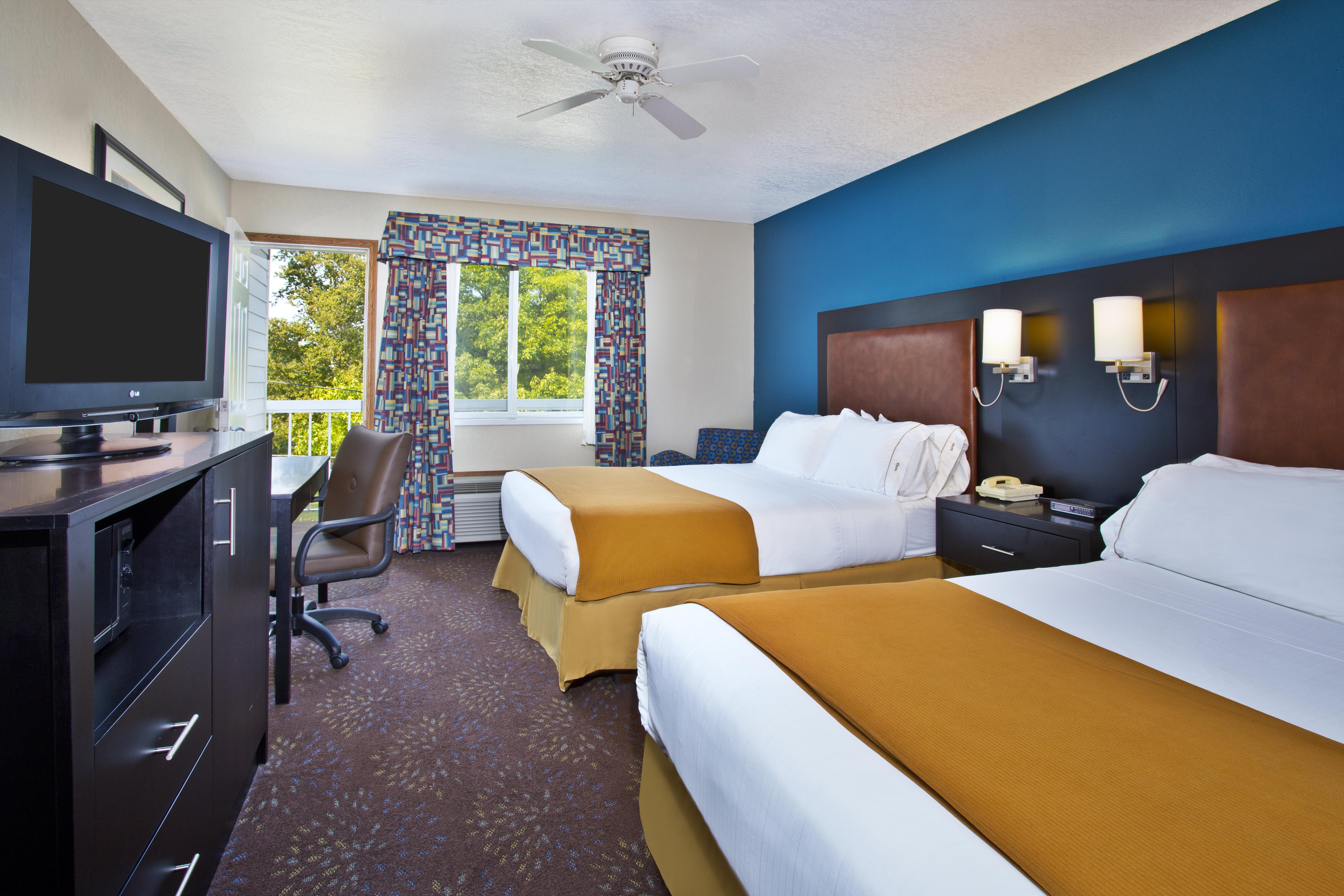 Holiday Inn Express Mackinaw City By Ihg Екстериор снимка