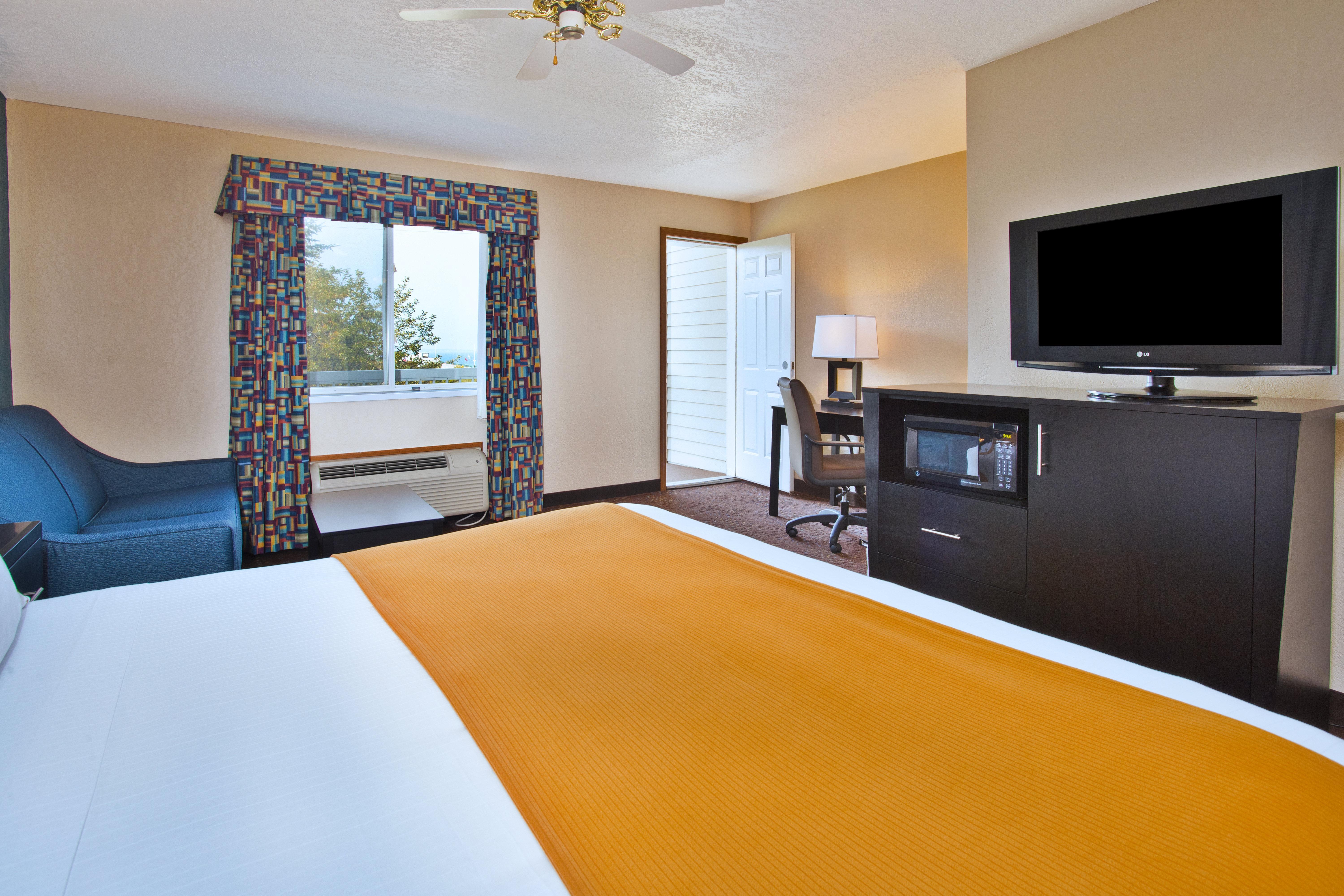 Holiday Inn Express Mackinaw City By Ihg Екстериор снимка