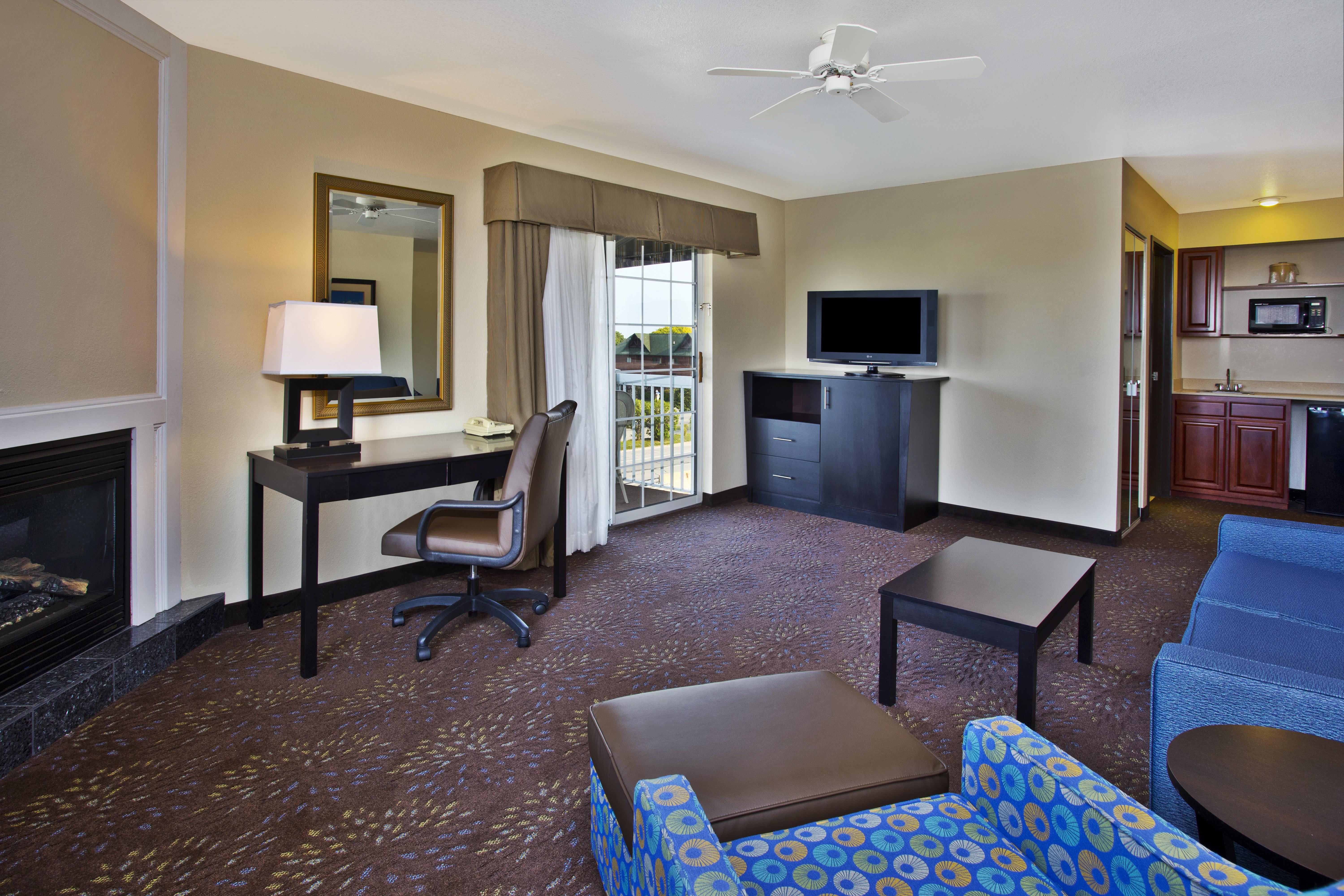 Holiday Inn Express Mackinaw City By Ihg Екстериор снимка